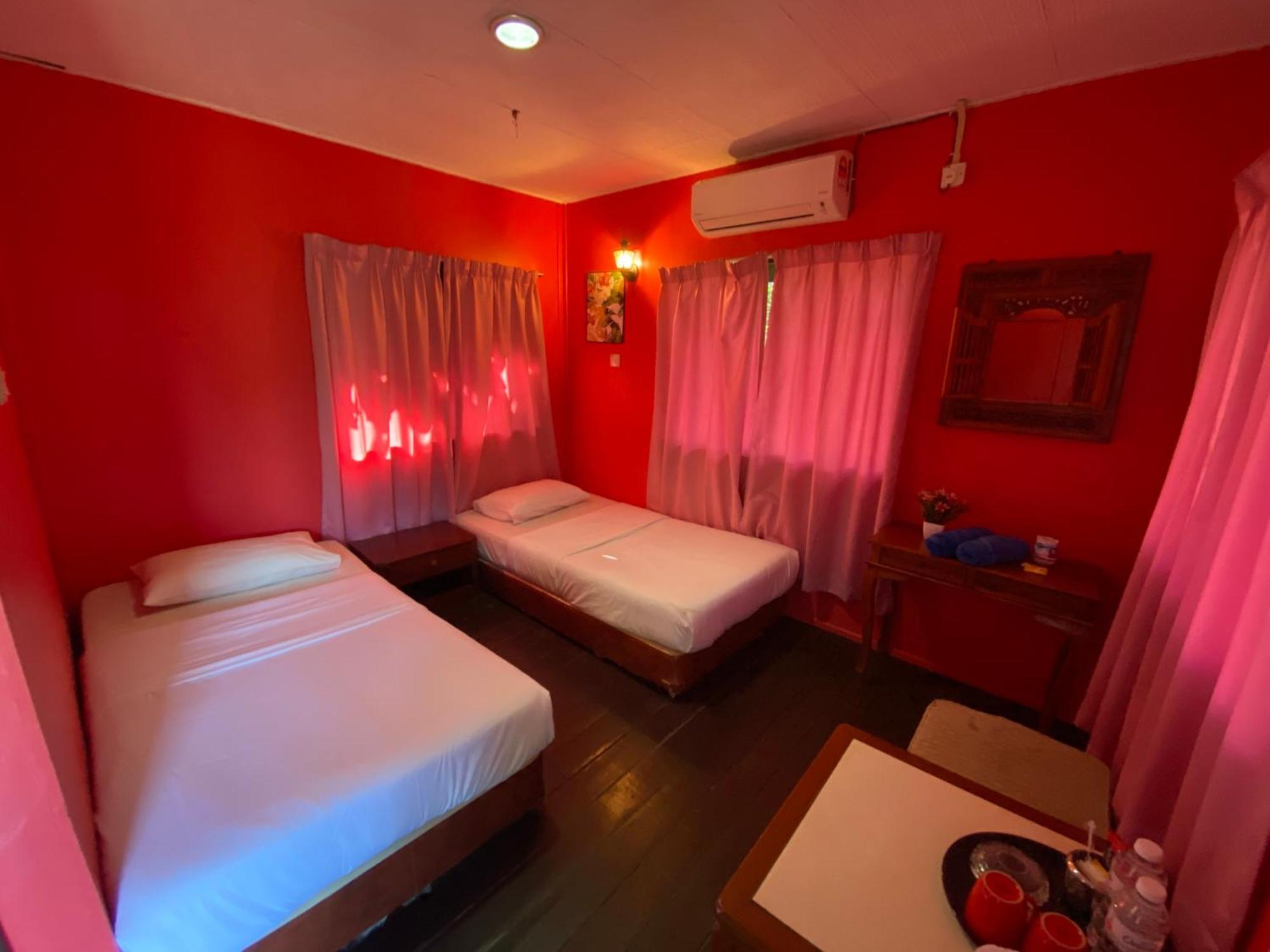 Nazri'S Place 2 Kampong Ayer Batang Habitación foto